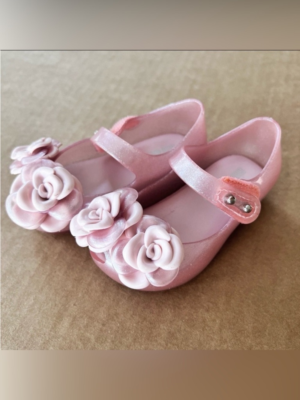 EUC Mini Melissa flower flats